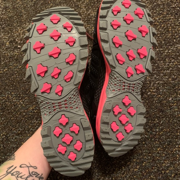 Womens adidas running shoes - Picture 2 of 5